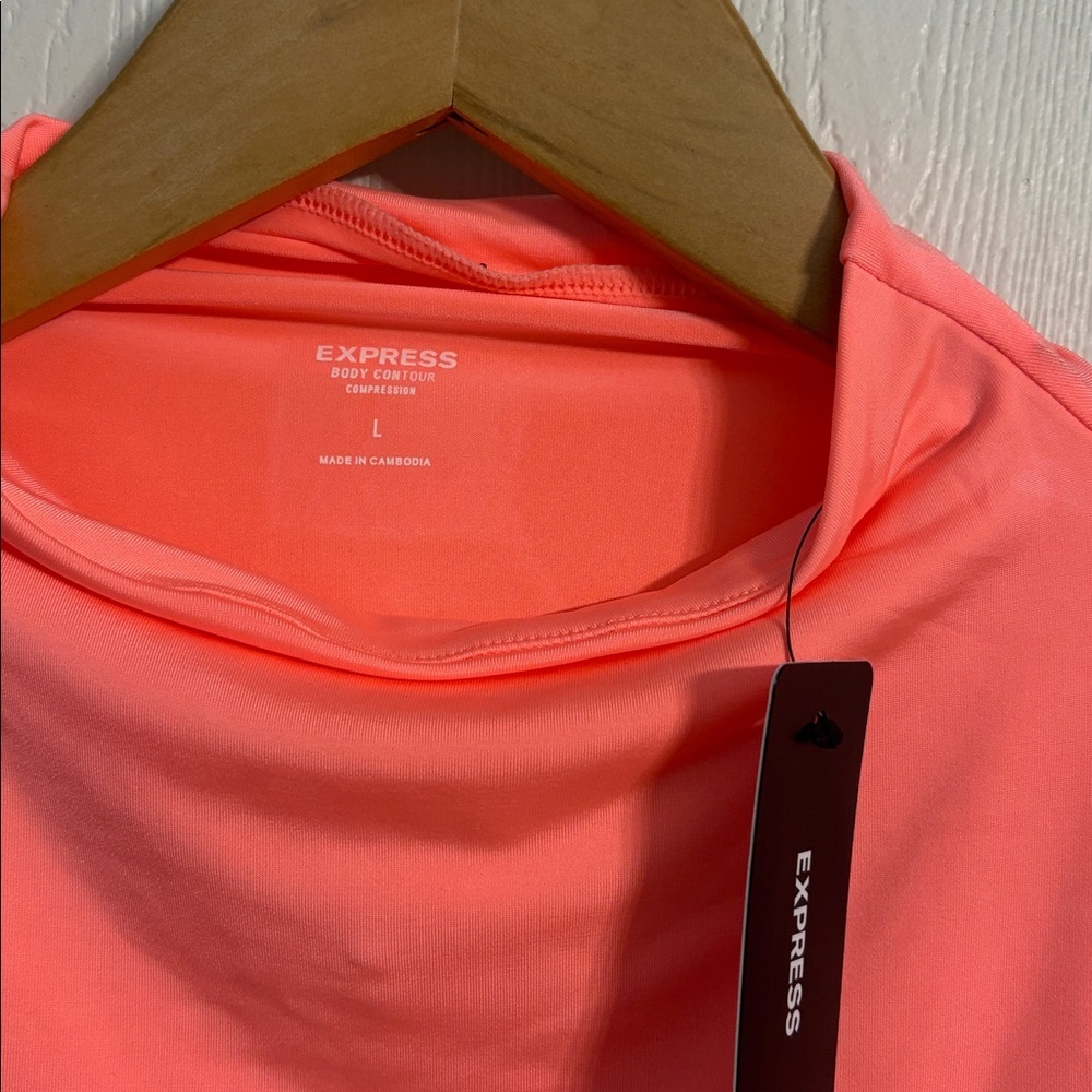 Express Coral Sleeveless Tank - Picture 2 of 7